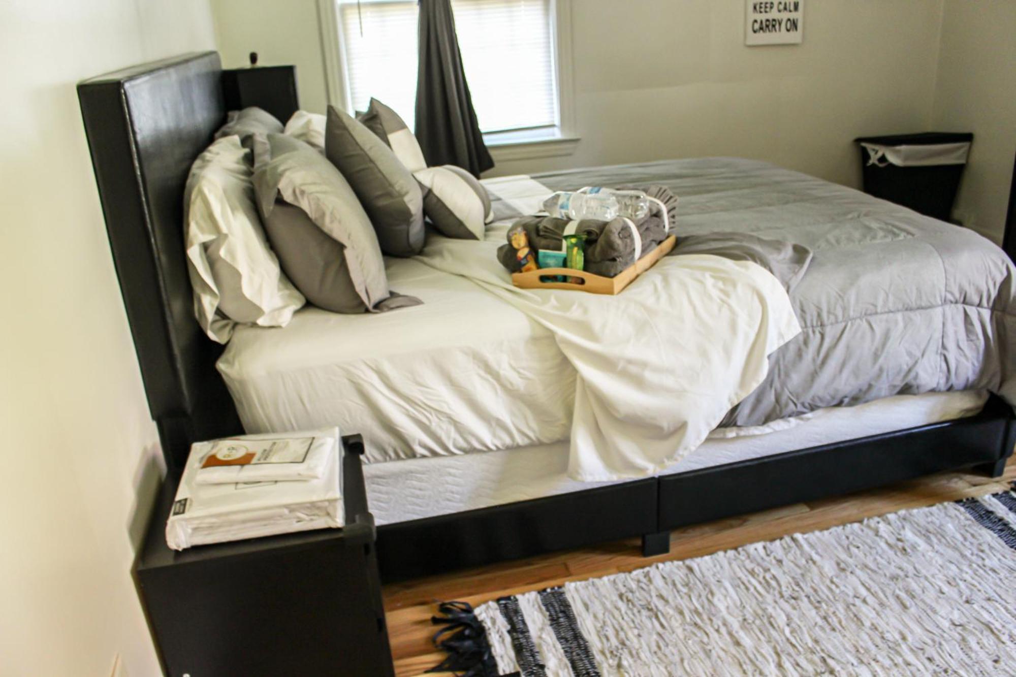 דטרויט Master Bedroom In Home Away From Home מראה חיצוני תמונה